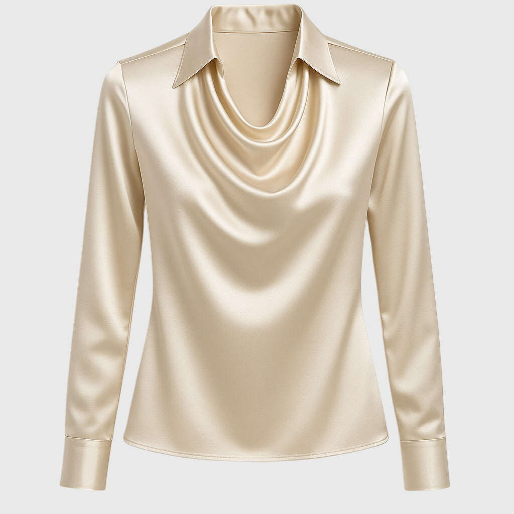JULIA™ | Blus med lyxig glans och veckad halsringning