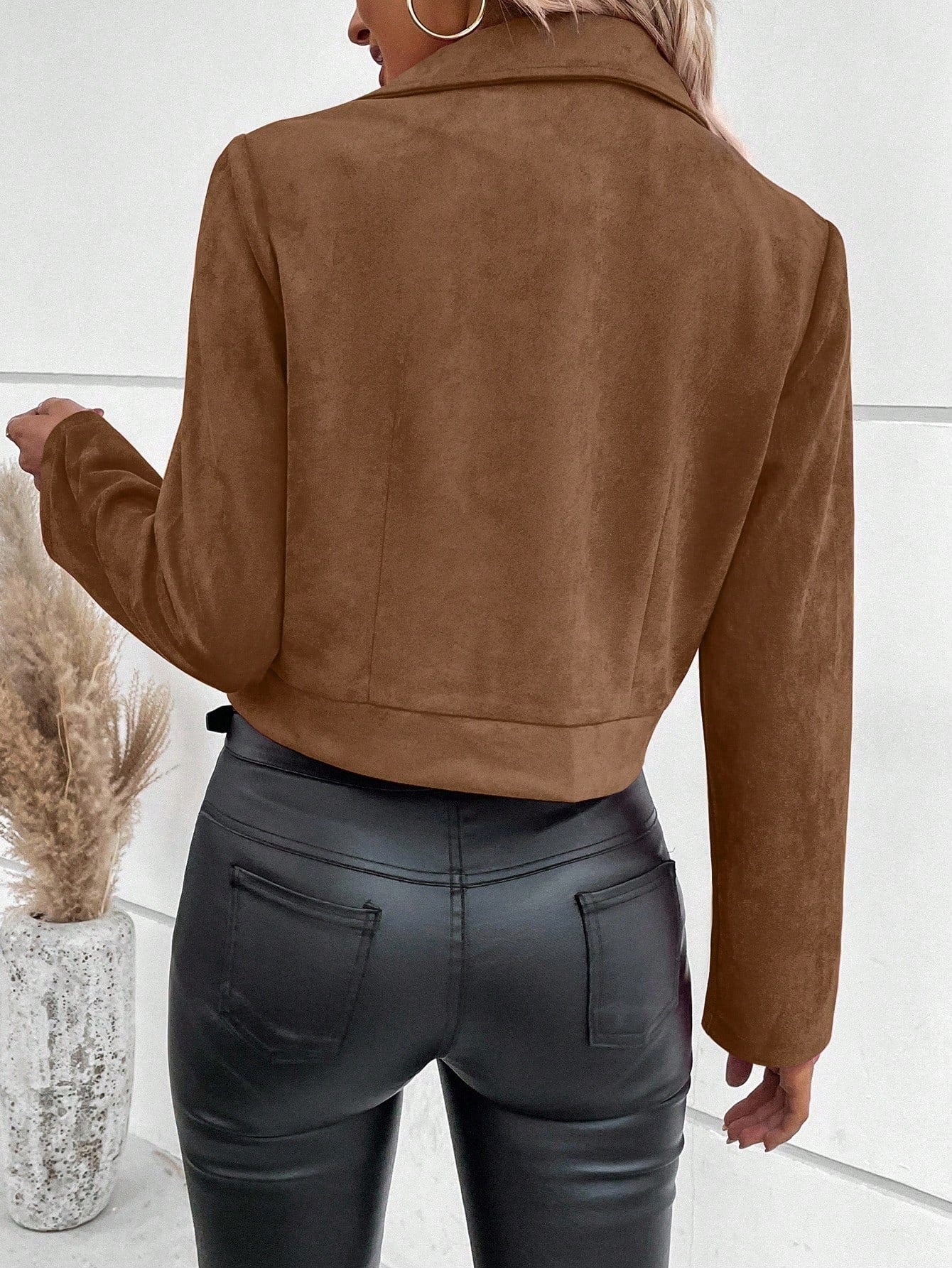 VERA™ | Elegant mockajacka