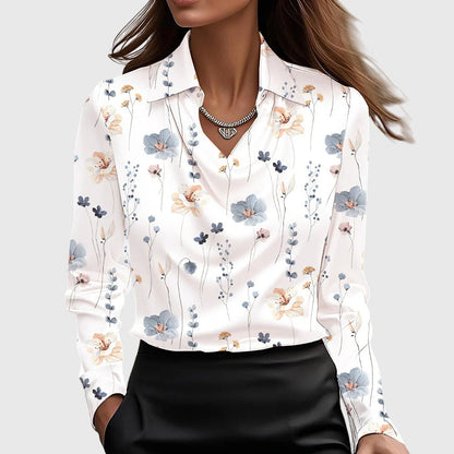 JULIA™ | Blus med lyxig glans och veckad halsringning