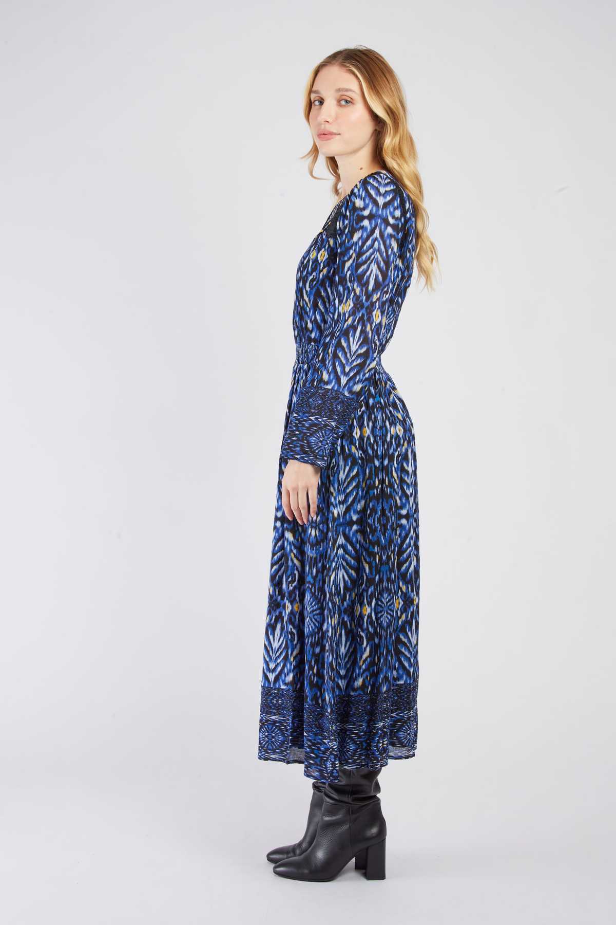 Alexandra™ | Långtryckt Klänning