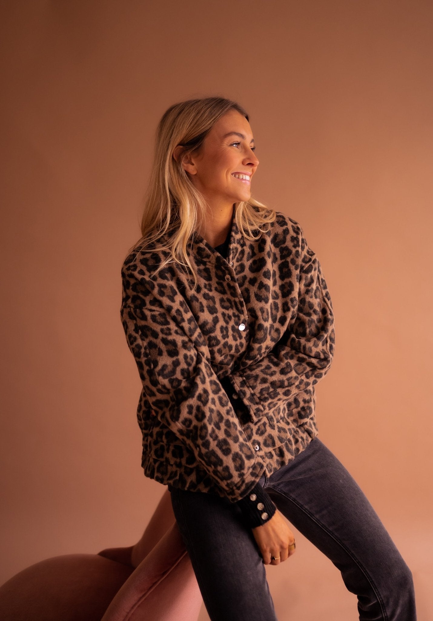 Lola™ | Trendig leopardmönstrad jacka